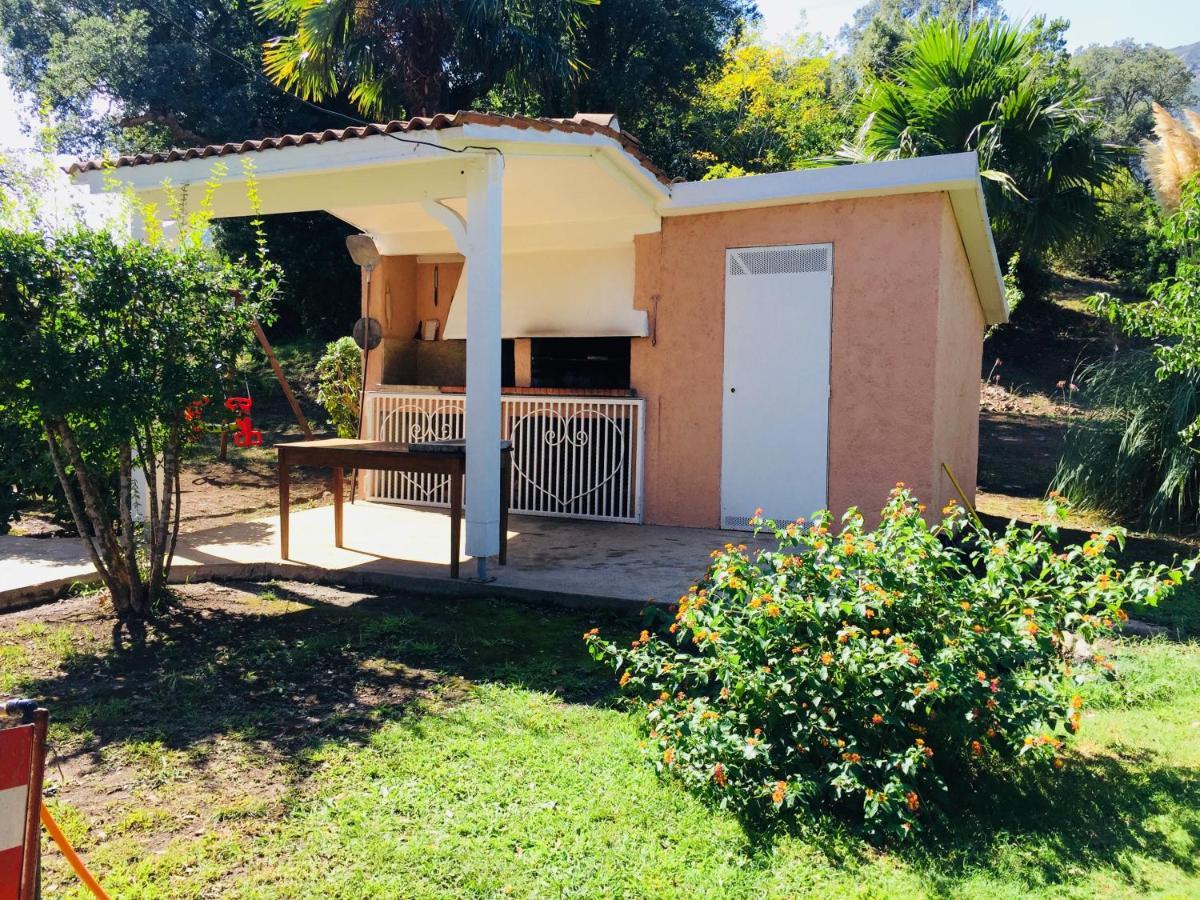 Residence Emilia Santa-Maria-Poggio  ภายนอก รูปภาพ